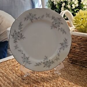 Elegant Floral White Vintage Plate